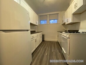 1630 Commonwealth Ave, Unit 1 in Boston, MA - Building Photo - Building Photo