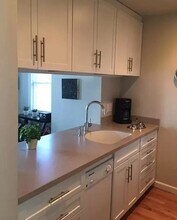 732 E 8th St in Boston, MA - Building Photo - Building Photo