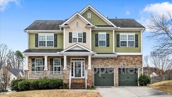2324 Alderbrook Dr in High Point, NC - Building Photo