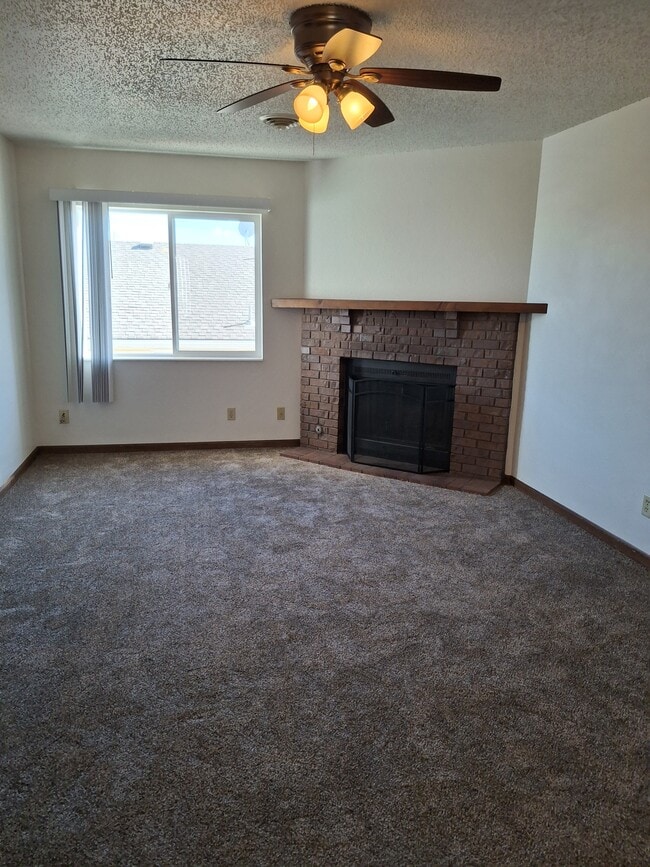 1304 Galeta Ave, Unit B in Norfolk, NE - Building Photo - Building Photo