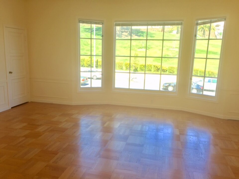 2733 Turk Blvd in San Francisco, CA - Building Photo