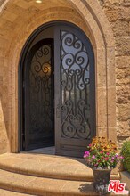 4718 White Oak Ave in Los Angeles, CA - Building Photo - Building Photo