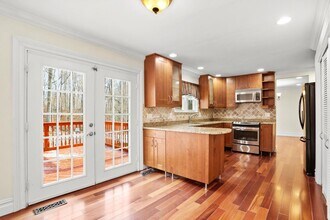 9 Harmony Ln in Monroe, CT - Building Photo - Building Photo
