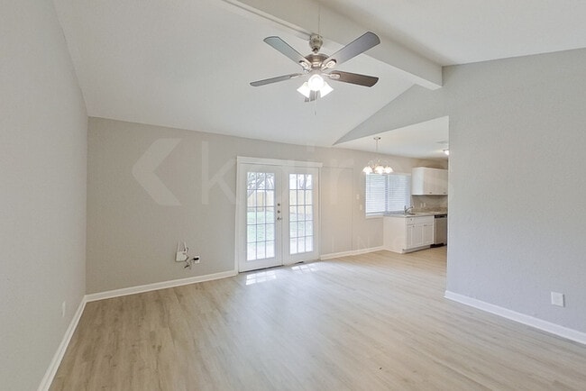 1510 Clearbrook St in Lancaster, TX - Building Photo - Building Photo