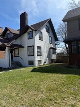 54 Massachusetts St in Highland Park, MI - Building Photo - Building Photo