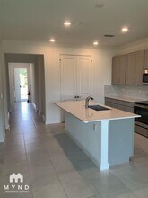 515 Veridian Cir NW in Palm Bay, FL - Foto de edificio - Building Photo