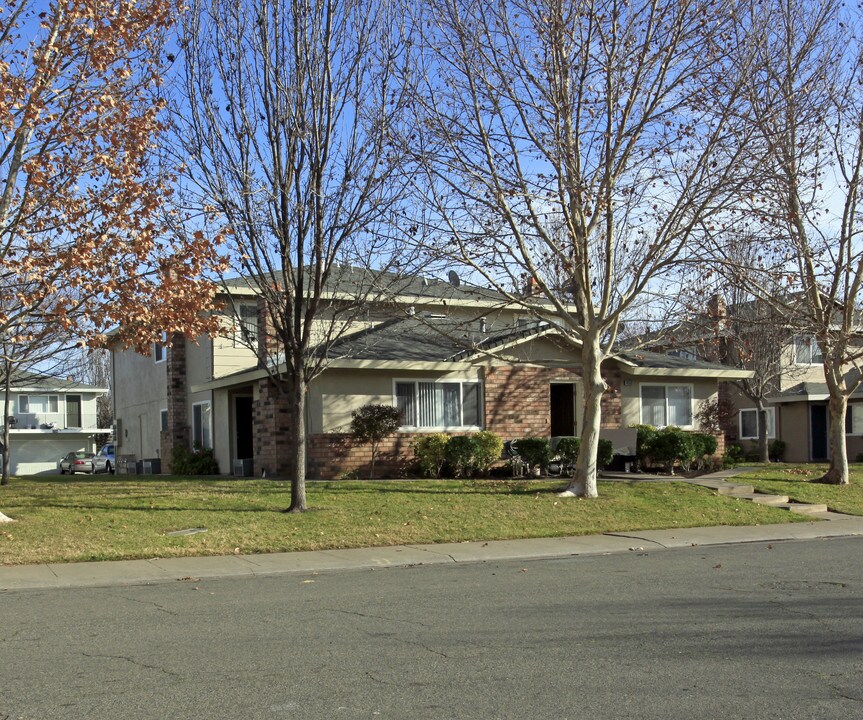 4130 Gaddi Dr in Sacramento, CA - Building Photo