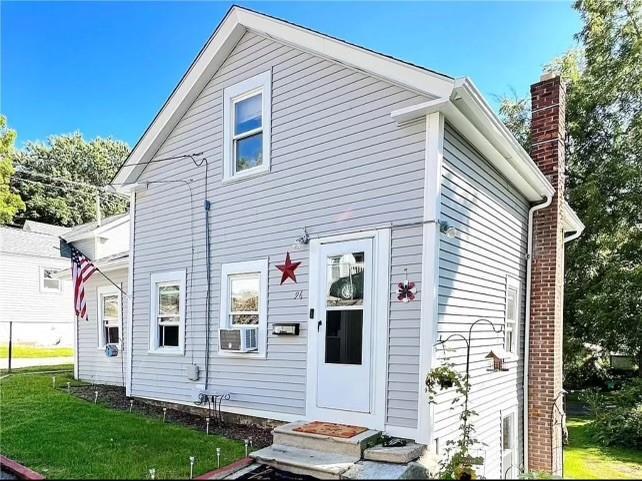property at 96 New London Ave