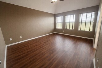 5011 Forest Hurst Glen in Spring, TX - Building Photo - Building Photo