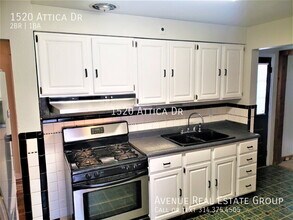 1520 Attica Dr in St. Louis, MO - Building Photo - Building Photo