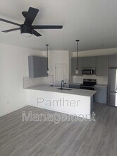 2311 NE 15th Ln in Cape Coral, FL - Building Photo - Building Photo