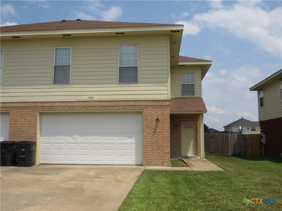 5804 Hamza Cir in Killeen, TX - Building Photo