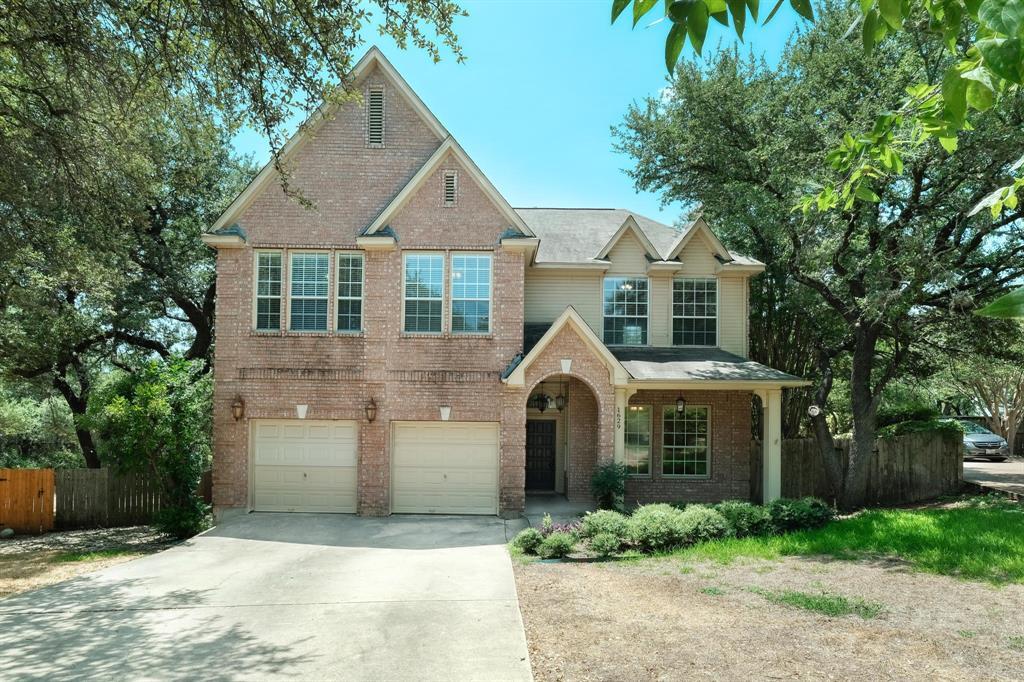 1629 Chesterwood Cove in Austin, TX - Foto de edificio
