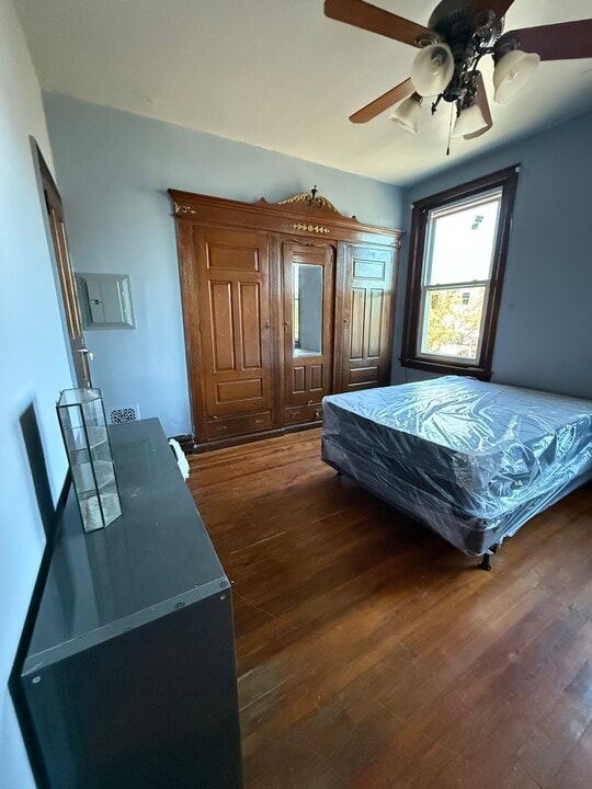 1236 N Redfield St in Philadelphia, PA - Foto de edificio