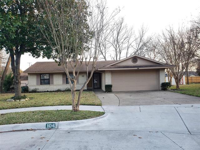 104 Cherokee Ct in Waxahachie, TX - Foto de edificio