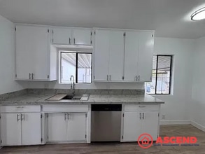 900 Casino St in Bakersfield, CA - Building Photo - Building Photo