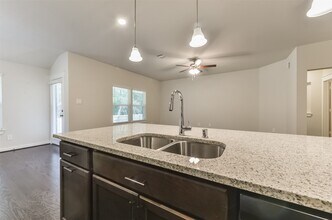 9007 San Saba Way in Willis, TX - Building Photo - Building Photo