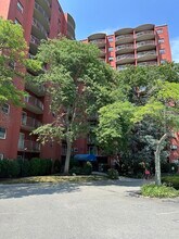 115 W Squantum St in Quincy, MA - Building Photo - Building Photo