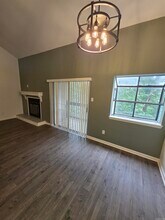 301 Kings Row Dr in Little Rock, AR - Building Photo - Building Photo