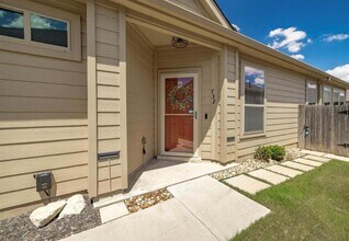 732 Fortrose Ter in Pflugerville, TX - Building Photo - Building Photo