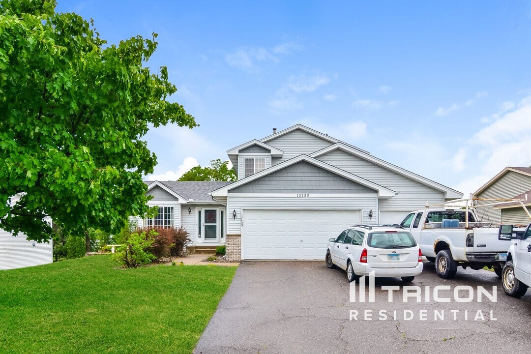 15250 Sodium St NW in Ramsey, MN - Building Photo