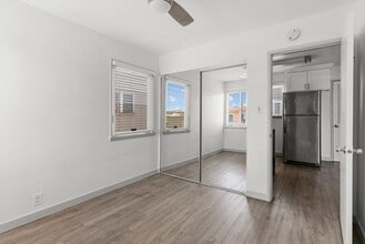 727 Olive Ave in Long Beach, CA - Building Photo - Building Photo