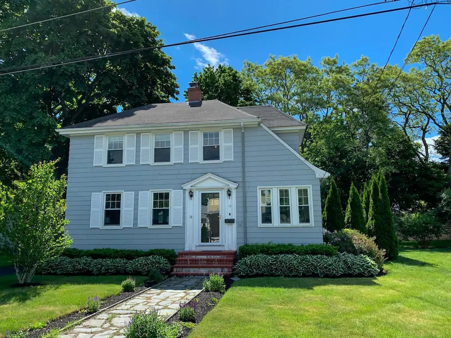 10 Fern Ave in Falmouth, ME - Foto de edificio