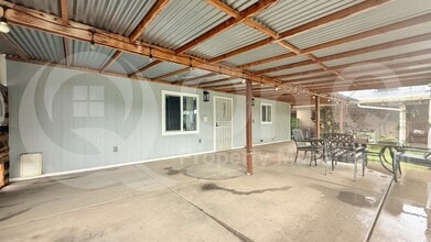 4518 W Crivello Ave in Laveen, AZ - Foto de edificio - Building Photo