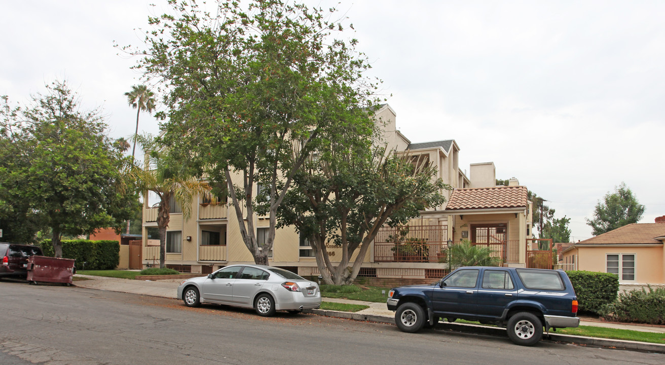 1166 Rosedale Ave in Glendale, CA - Foto de edificio