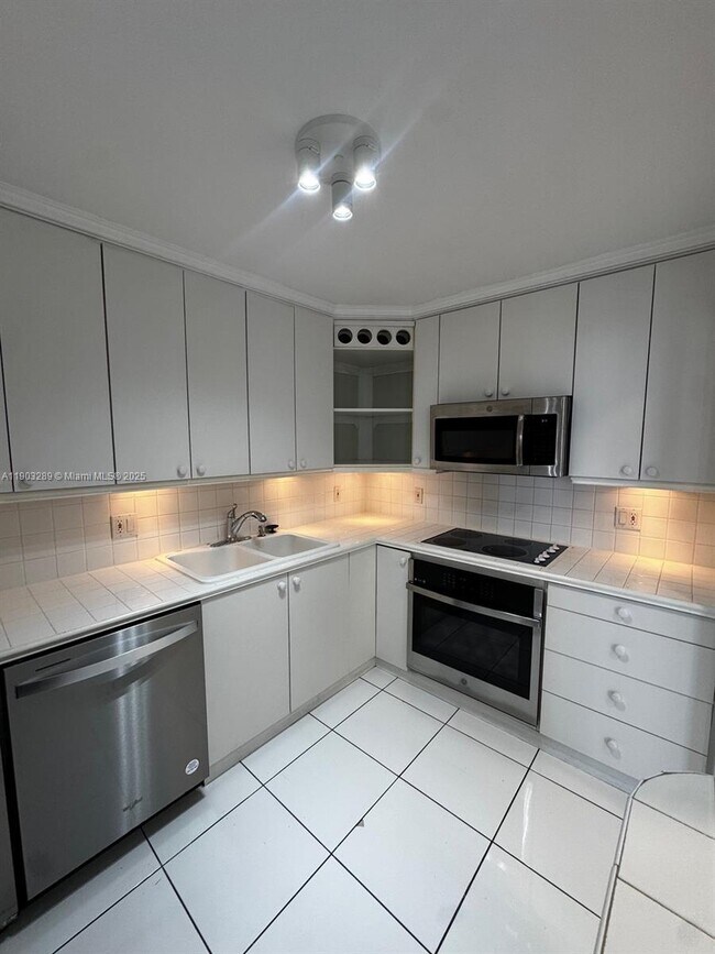 property at 200 SE 15th Rd