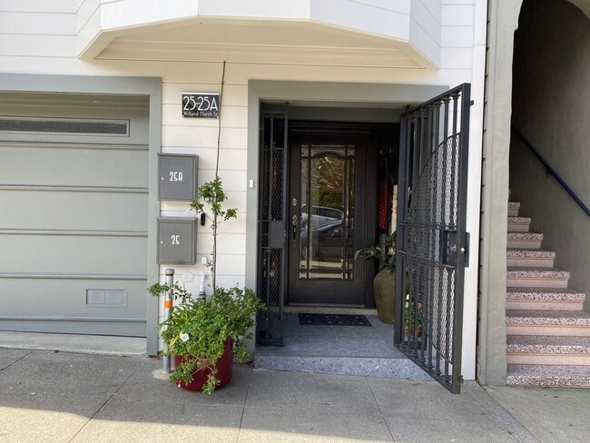 25 Willard N in San Francisco, CA - Building Photo - Building Photo