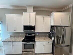 5767 Dunridge Dr in Pace, FL - Foto de edificio - Building Photo