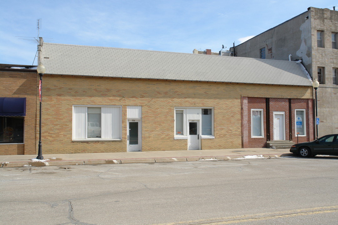 512-524 N Broadway St in Wahoo, NE - Building Photo