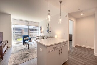 405 Atlantic St in Stamford, CT - Building Photo - Building Photo