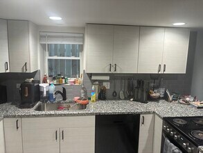 1336 W Diversey Pkwy in Chicago, IL - Building Photo - Building Photo