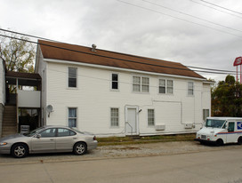 625 16th St W in Huntington, WV - Building Photo