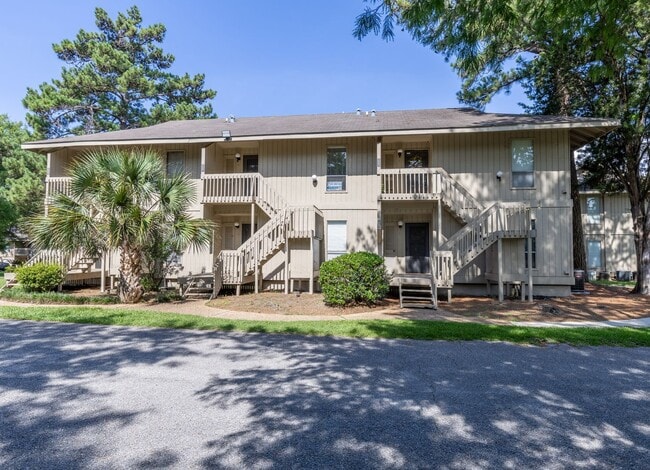 property at 1061 Daphne Ave