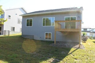 269 Danielle St in Iowa City, IA - Building Photo - Building Photo
