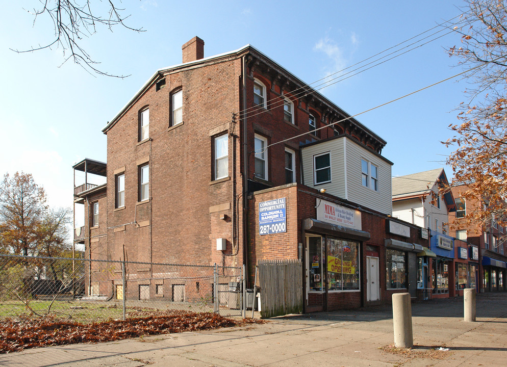 366 Whalley Ave in New Haven, CT - Foto de edificio