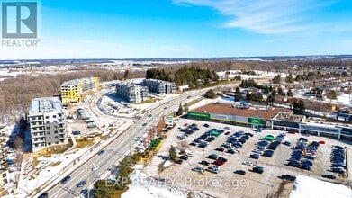 1000-1000 Lackner Blvd in Kitchener, ON - Building Photo - Building Photo