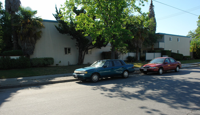 10226-10228 Beardon Dr in Cupertino, CA - Building Photo - Building Photo