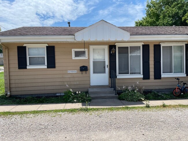 property at 4314-4314.5-43145 Pearl St