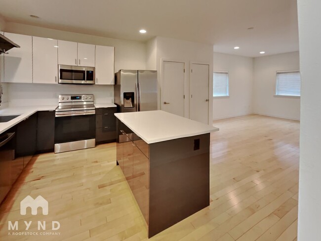 4206 S Greenbelt Station Dr
