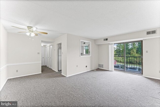 510 Valley Dr in West Chester, PA - Building Photo - Building Photo