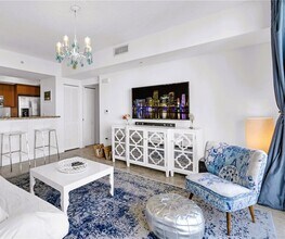 110 Washington Ave, Unit 1712 in Miami Beach, FL - Building Photo - Building Photo