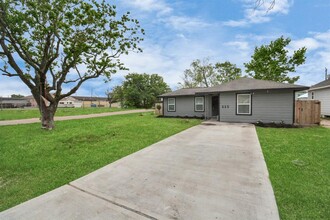 615 Illinois St in South Houston, TX - Building Photo - Building Photo