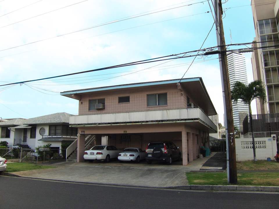 1729 Citron St in Honolulu, HI - Building Photo