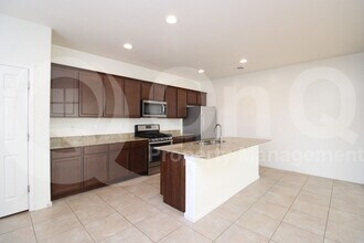 222 N 56th Pl in Mesa, AZ - Building Photo - Building Photo