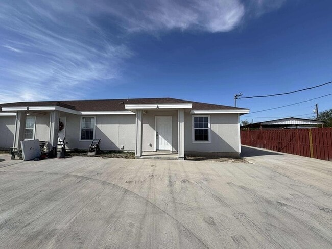 property at 423 Fresno St