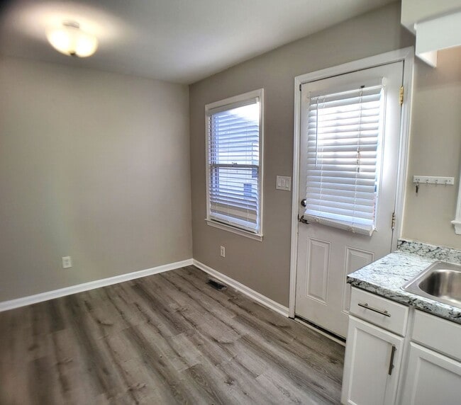 5324 Wayne St in Raleigh, NC - Building Photo - Building Photo